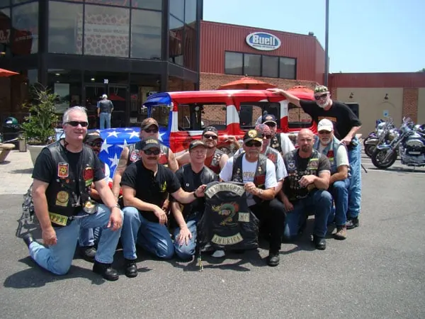 Ted's fellow brothers of the Nam Knights escorted and controlled the ride. They assured a safe ride for all. (Back right, friend (not a Nam Knight) Andy Wallace of Narley Choppers.com helped get the word out)