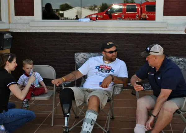 Mike enjoying the Faces Of Valor USA's 2013 event talking battle stories with his fellow soldiers.