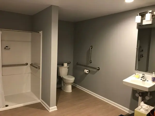 Adam Keys new bathroom